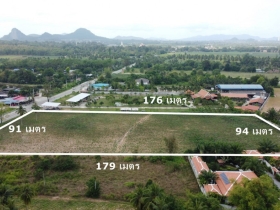 ขายที่ดิน 10 ไร่ กว้างติดถนน 91 ม. ใกล้สนามกอล์ฟฟินิกซ์ ห้วยใหญ่