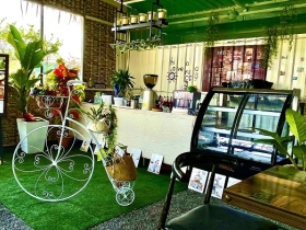 เซ้งร้านกาแฟ-ร้านขนม สุดชิค ใจกลางตลาดตันไม้ (สมบัติบุรี จ.นนท์)