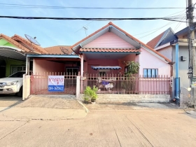 ขายถูก หมู่บ้านพรทวีวัฒน์ 2 คลอง1